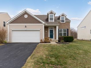 9004 Emerald Hill Dr, Lewis Center, OH 43035