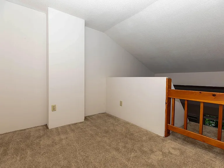 Saratoga Place — Photo 53