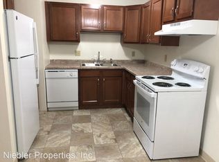 1800 W Weiland Ln #11, Appleton, WI 54914