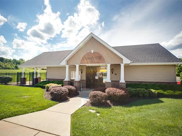 155 Brandy Mill Cir #27A, High Ridge, MO 63049