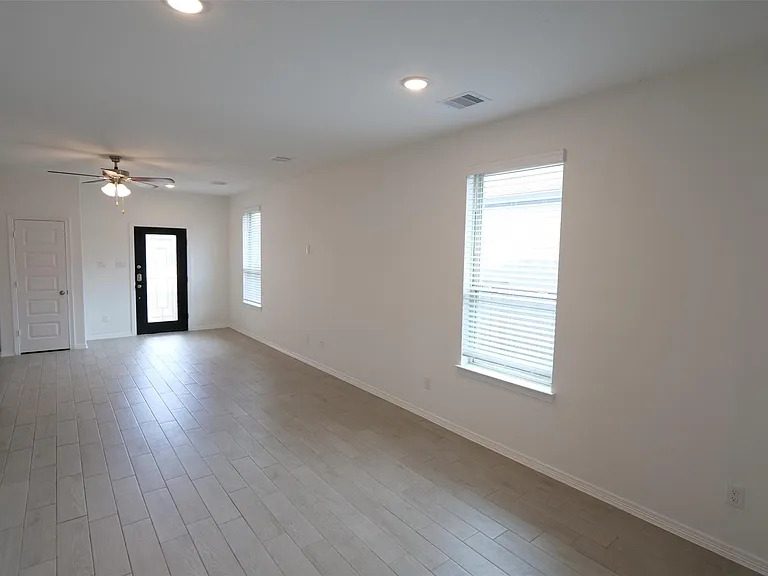 5719 Tabula Rasa Dr — Photo 7