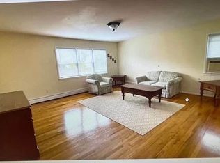 (Undisclosed Address), Yonkers, NY 10704