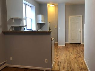 1345 W Taylor St APT 1R, Chicago, IL 60607