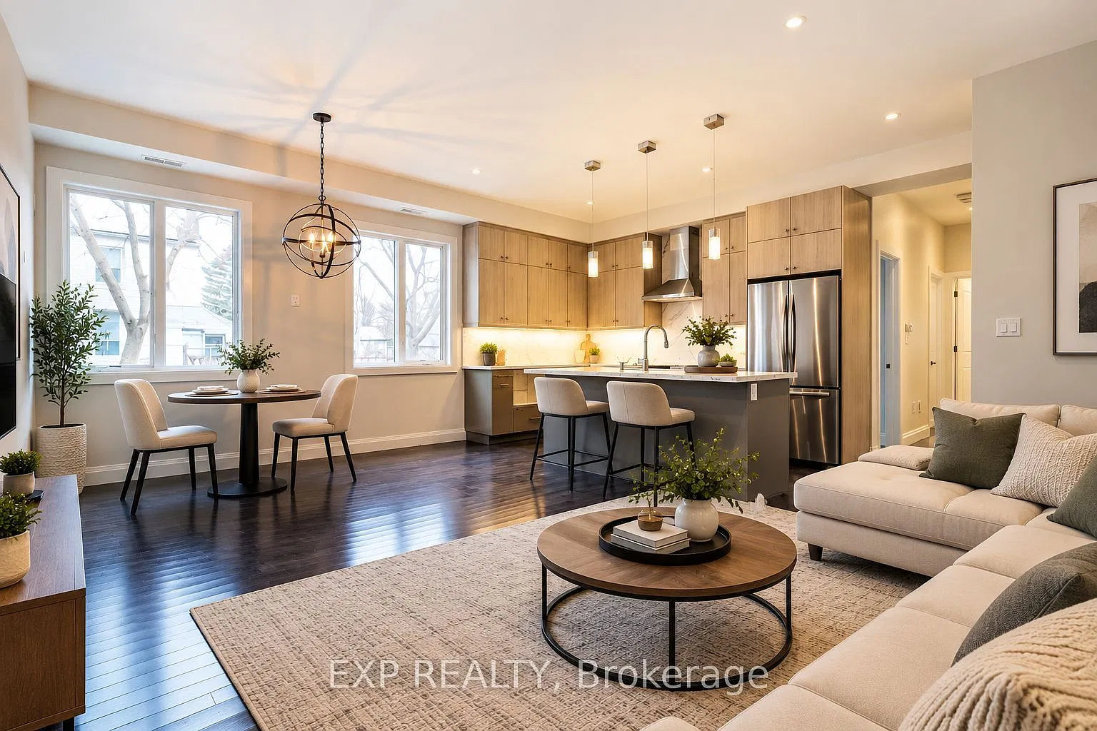 2 bed, $3,200 — Photo 1