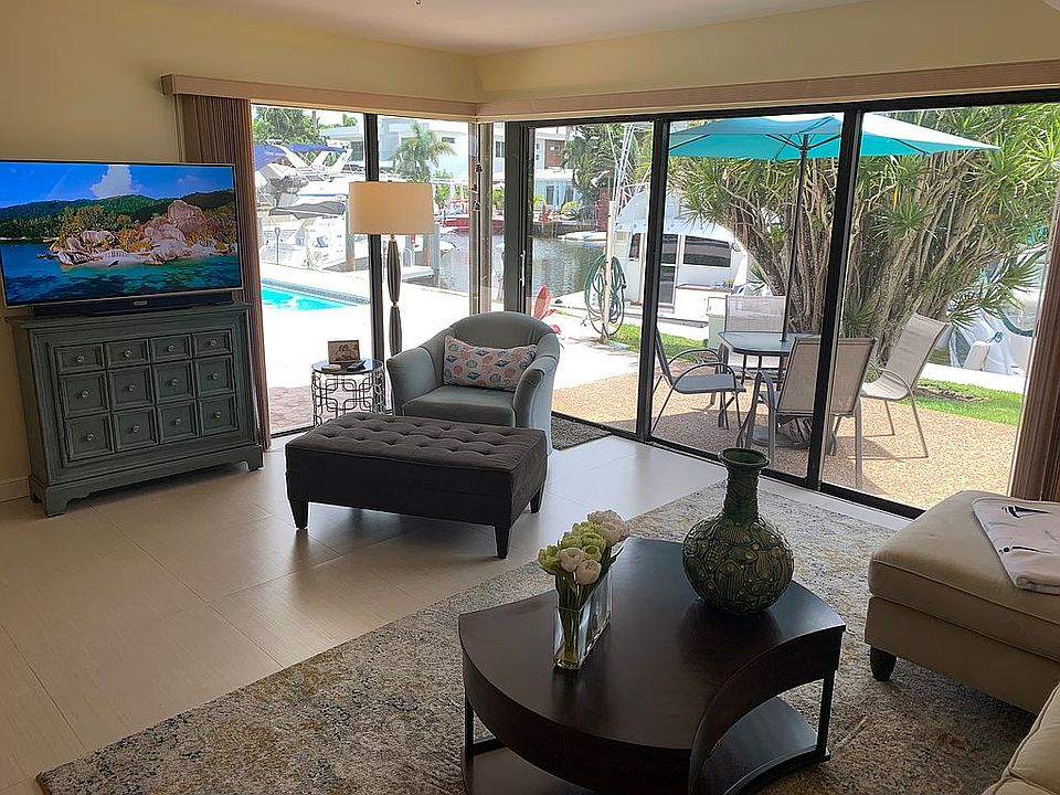1st image of 76 Isle Of Venice Dr APT B