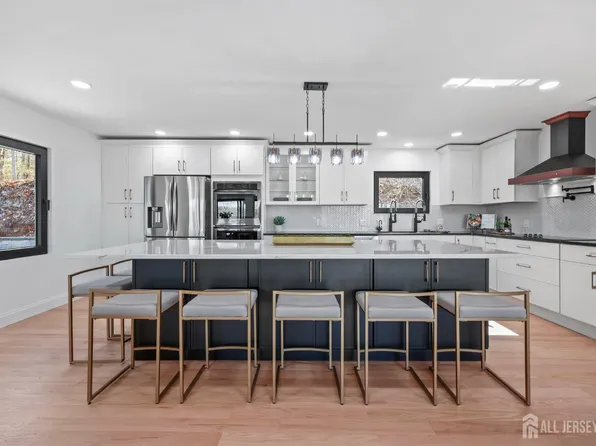 120 Nolan Rd, Morganville, NJ 07751