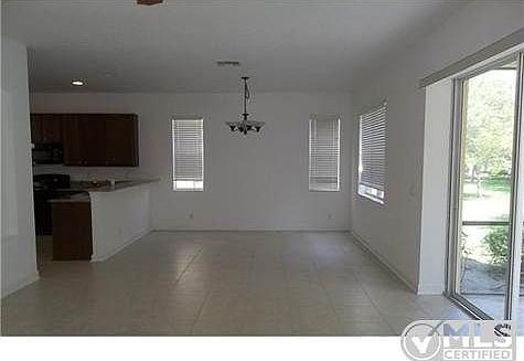 4th image of 6079 SE Crooked Oak Ave