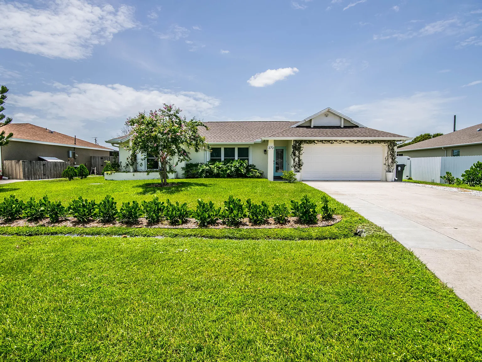 3 bed, 2.0 bath, 1619 sqft, $3,500 — Photo 4