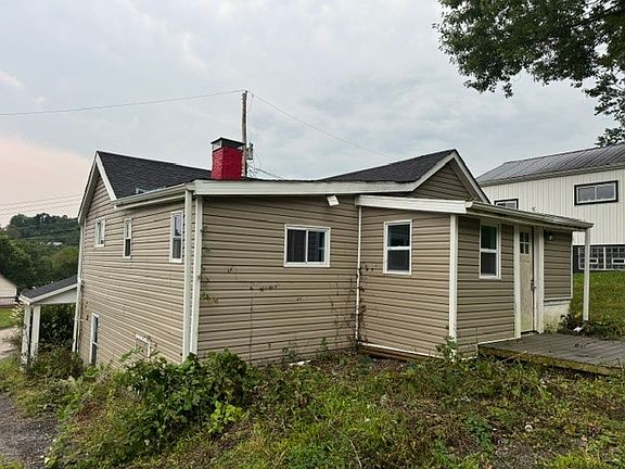 2nd image of 1227 Davis Ave