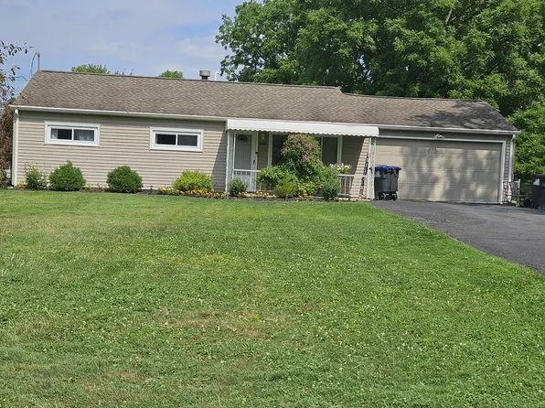 1891 Huntington Cir, Brunswick, OH 44212