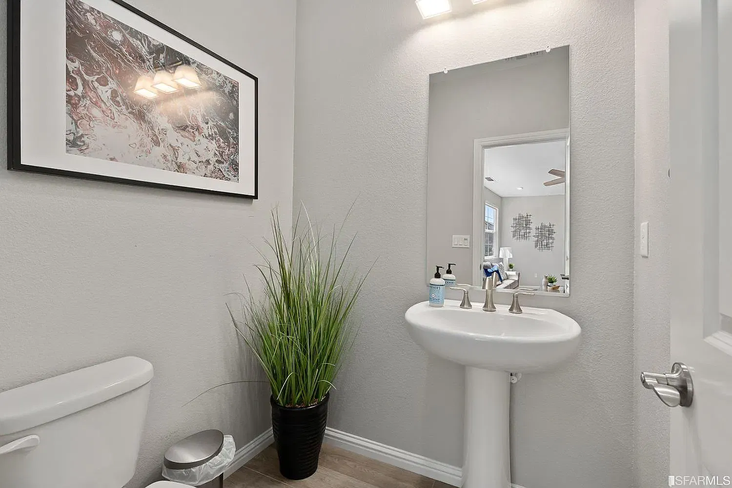 2645 Admiral Circle — Photo 2