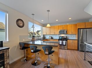 1544 NW 63rd St #B, Seattle, WA 98107