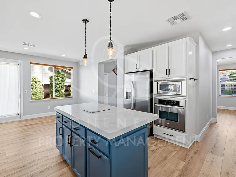 2127 Ranch View Dr — Photo 23