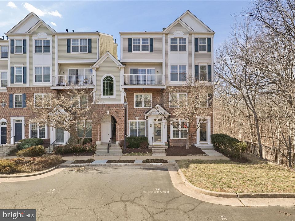 1st image of 6045 Terrapin Pl Unit 304