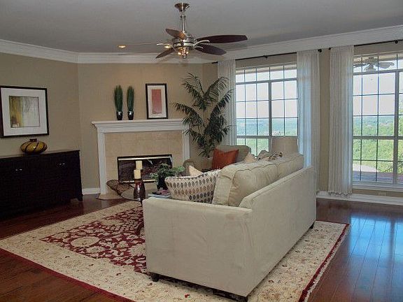 4th image of 8107 Asmara Dr