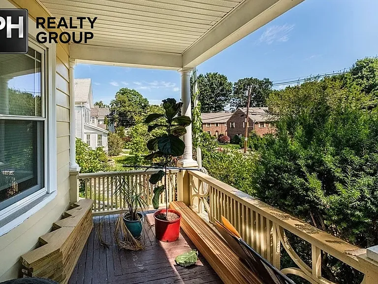 161 Walnut St #1 — Photo 19