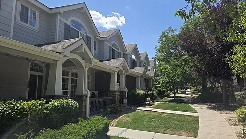 8325 Stonybridge Cir Photo 1
