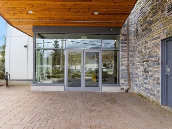 875 Gibsons Way #404, Gibsons, BC V0N 1V8