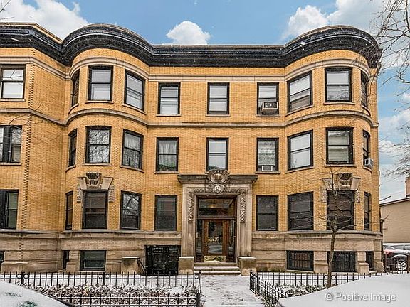2nd image of 2351 N Cleveland Ave #1