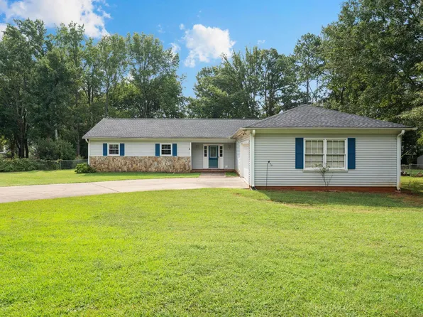 205 Harness Trl, Simpsonville, SC 29681