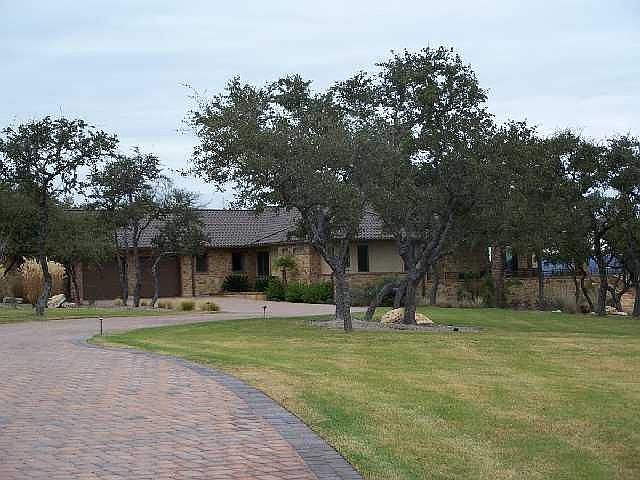 1st image of 304 Hidden Hills Dr