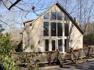 8 Guque Ct, Brevard, NC 28712
