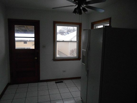 2nd image of 5858 N Elston Ave