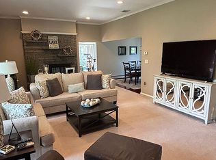 14 Fox Hollow Rd, Sparta, NJ 07871