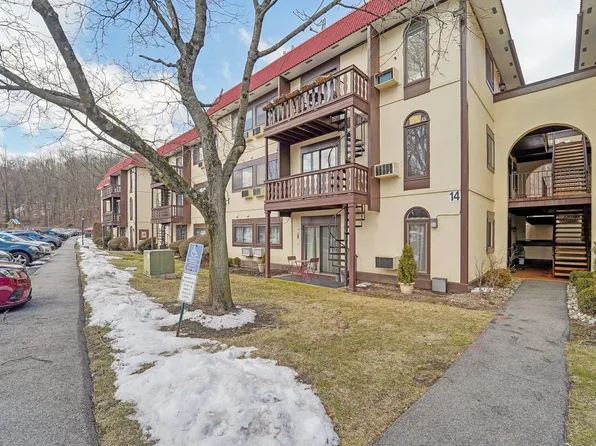 14 Granada Crescent #8, White Plains, NY 10603