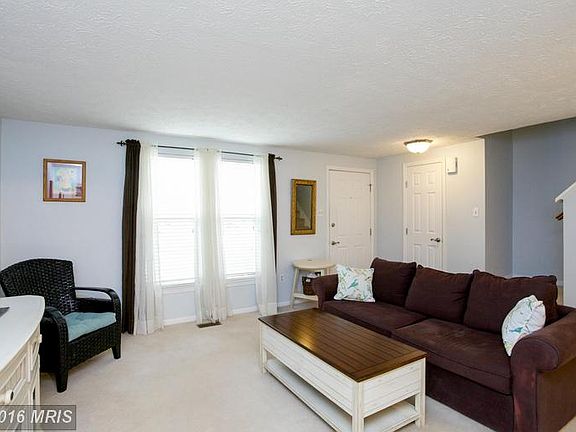 5th image of 317 Delmar Ct