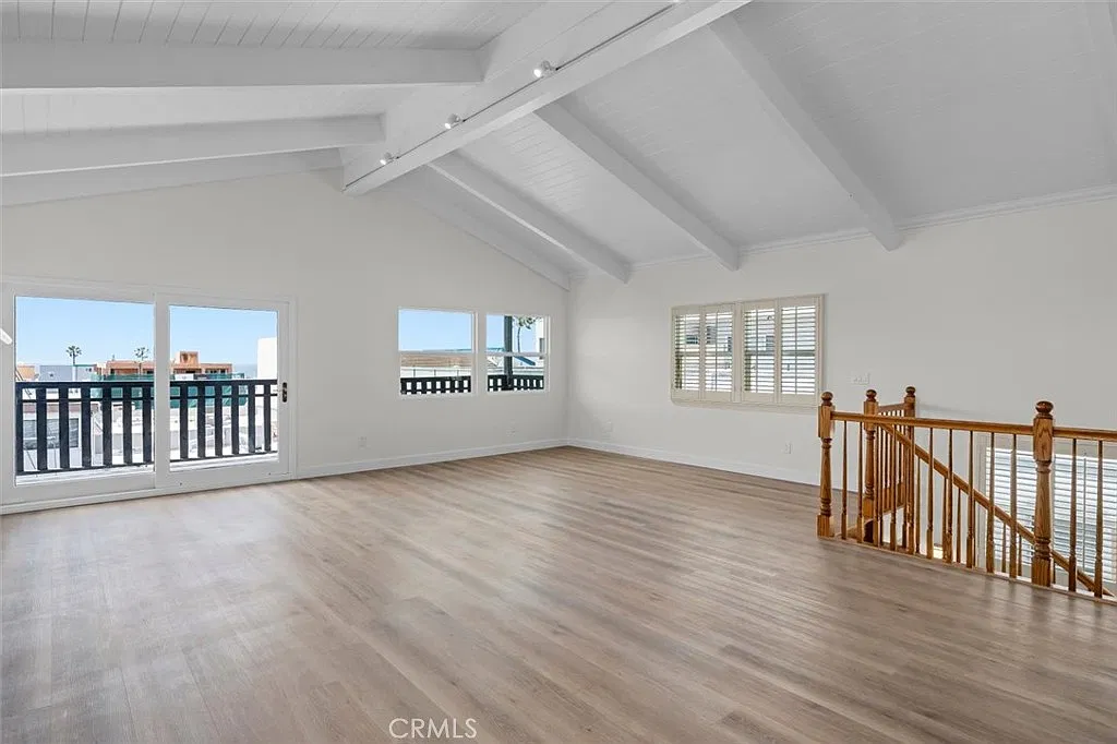 4 bed, 3.5 bath, 2467 sqft, $10,000 — Photo 3