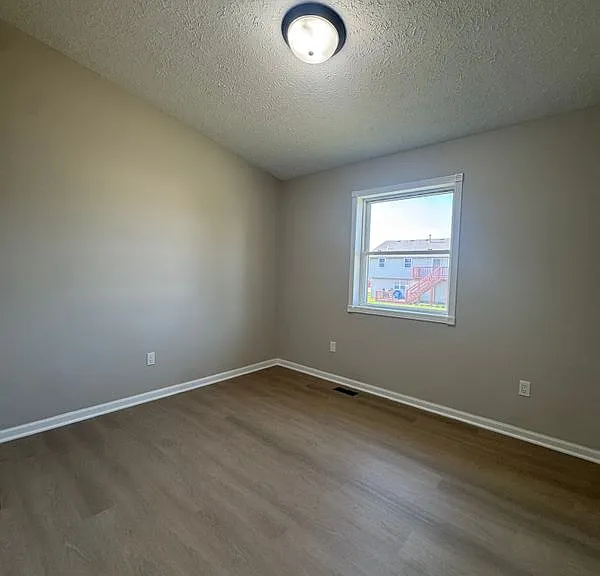 7396 Kestrel St — Photo 5