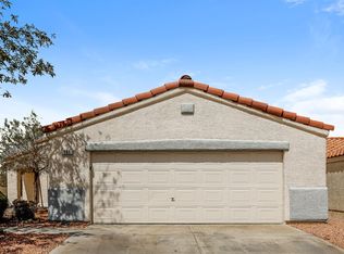 881 Adobe Flat Dr, Henderson, NV 89011