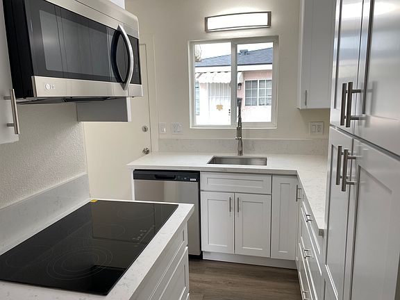 3rd image of 543-45 McIntosh St #543