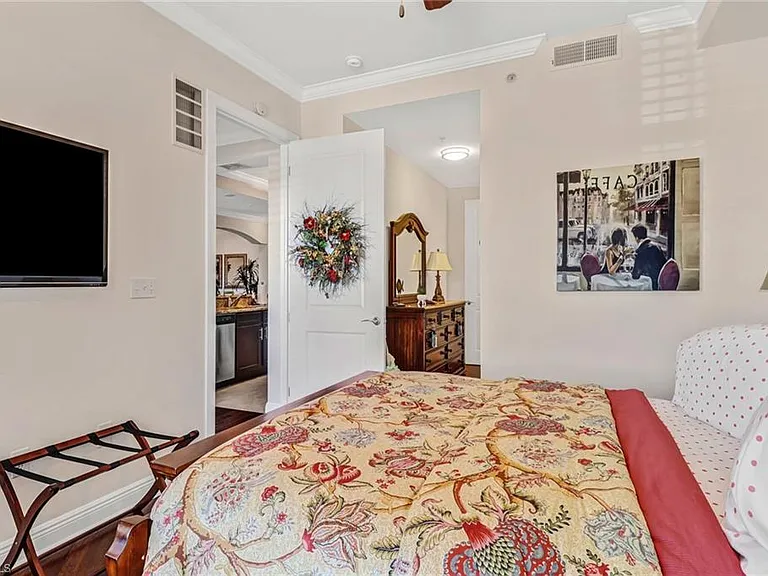 23161 Fashion Dr #7109 — Photo 21