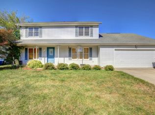 1803 Oak Park Dr, Champaign, IL 61822