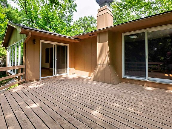5th image of 41 Hillcrest Dr