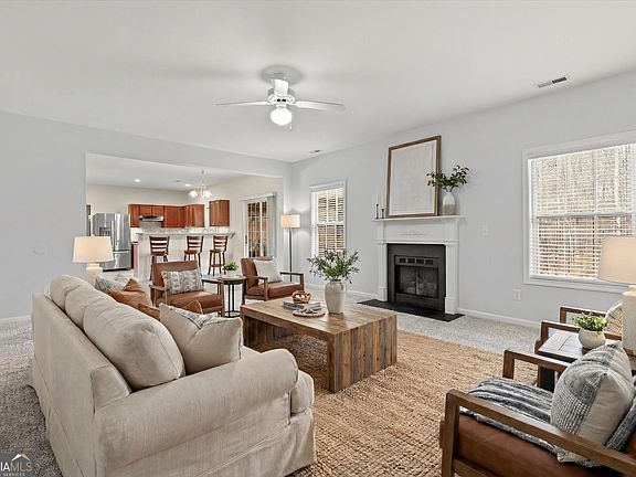 4th image of 130 Chadwick Pl