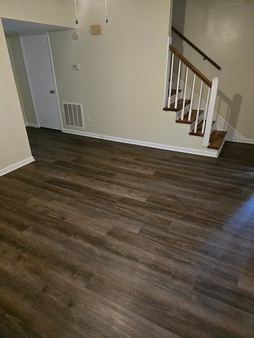 2 bed, 1.5 bath, 1000 sqft, $1,100 — Photo 2