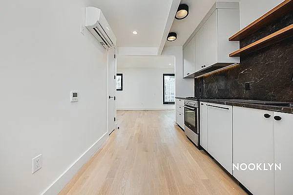 Rented by Nooklyn NYC LLC | media 33