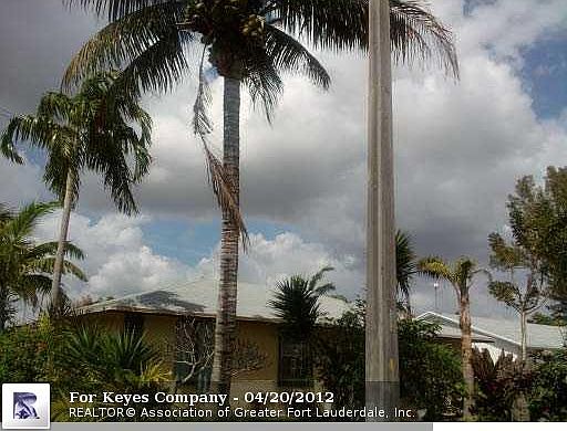 2nd image of 551 SW 83rd Ave