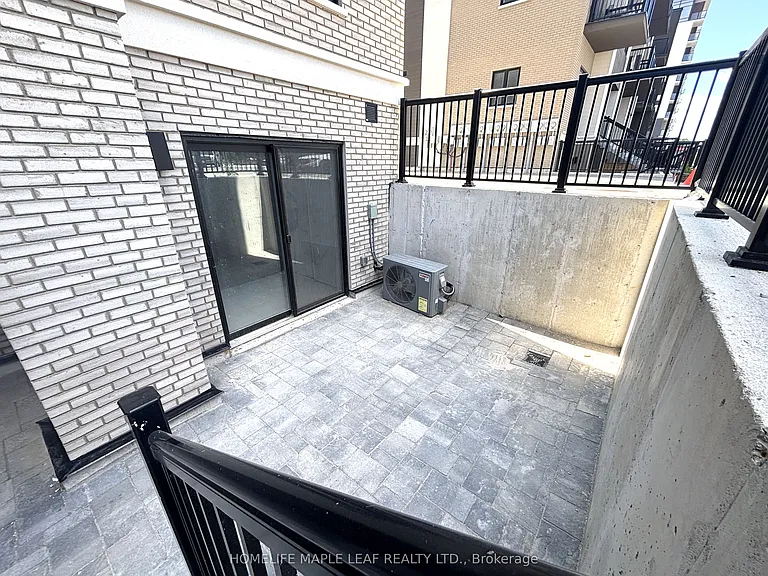 25 Palace St #Q32 — Photo 17