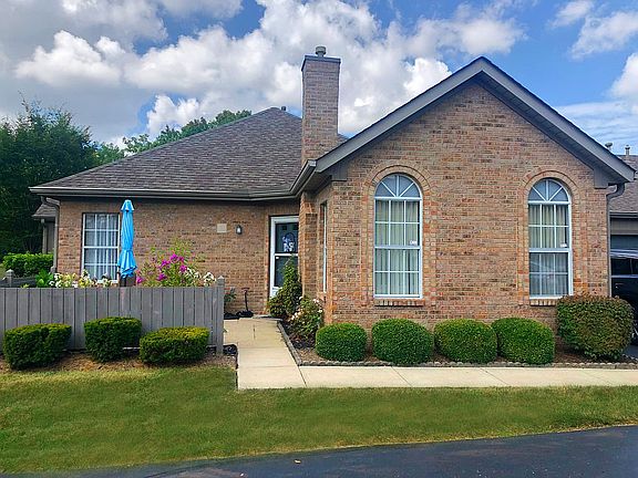 3rd image of 248 Windemere Pl
