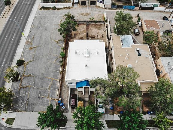 2nd image of 1714 Gold Ave SE