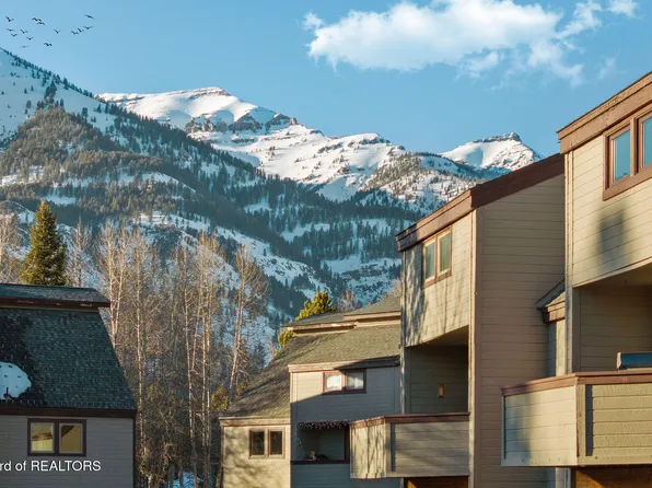 3945 S Lake Creek Dr #C-4, Wilson, WY 83014