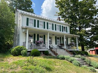 304 Old Stagecoach Rd, Kunkletown, PA 18058