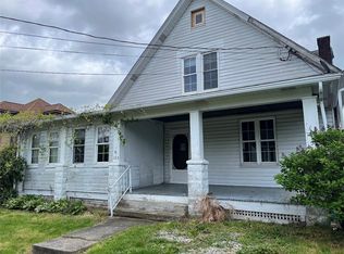 125 Carmichaels St, Rices Landing, PA 15357