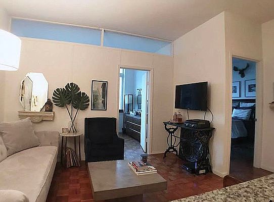 2nd image of 325 W 43rd St #31B