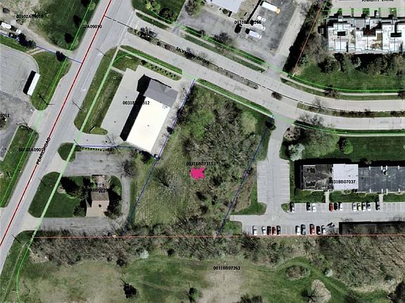 3rd image of Skyview Dr