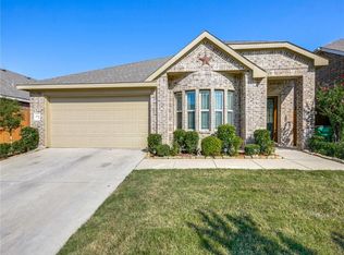 2125 Brenham Dr, Heartland, TX 75126